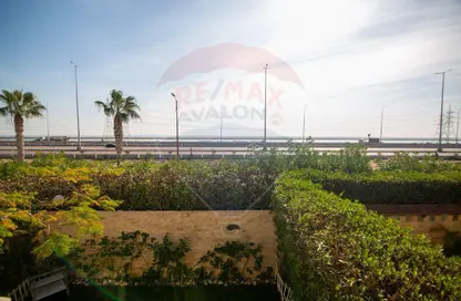 Townhouse - 2 Bedrooms - 2 Bathrooms for sale in Alex West - Alexandria Compounds - Alexandria