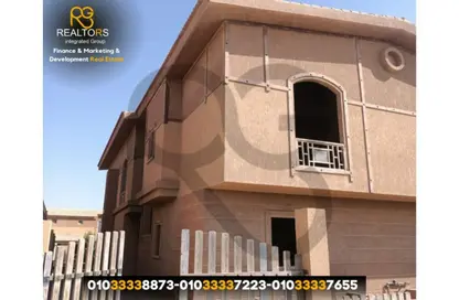 Twin House - 5 Bedrooms - 5 Bathrooms for sale in Pyramids Walk - South Dahshur Link - 6 October City - Giza