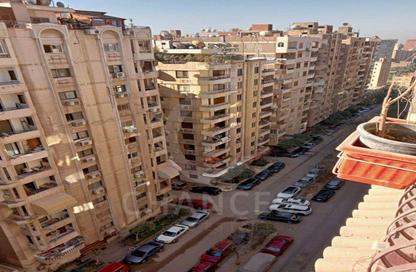 Apartment - 3 Bedrooms - 2 Bathrooms for sale in Street 199 - Degla - Hay El Maadi - Cairo