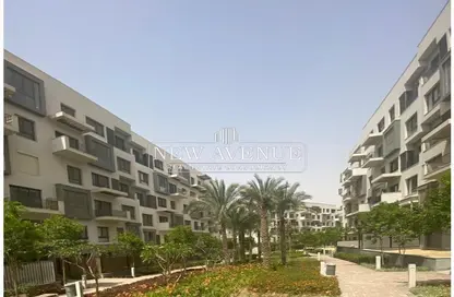 Apartment - 3 Bedrooms - 3 Bathrooms for sale in Eastown - 5th Settlement Compounds - The 5th Settlement - New Cairo City - Cairo