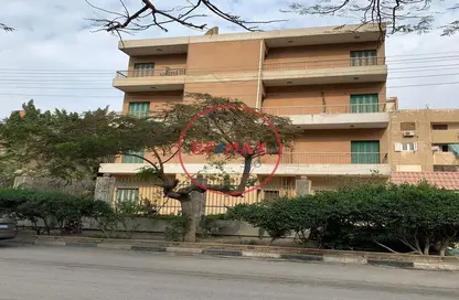 Whole Building - Studio - 6 Bathrooms for sale in Masaken Al Mokattam St. - Al Hadaba Al Olya - Mokattam - Cairo