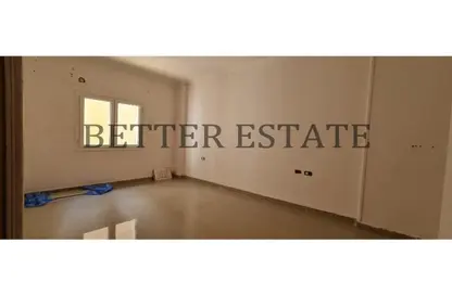 Apartment - 2 Bedrooms - 2 Bathrooms for sale in Mostashareen - North Investors Area - New Cairo City - Cairo