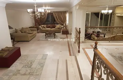 Apartment - 3 Bedrooms - 4 Bathrooms for sale in Lebanon St. - Mohandessin - Giza