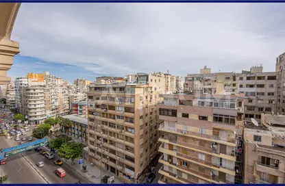 Duplex - 4 Bedrooms - 4 Bathrooms for sale in Sidi Gaber St. - Sidi Gaber - Hay Sharq - Alexandria