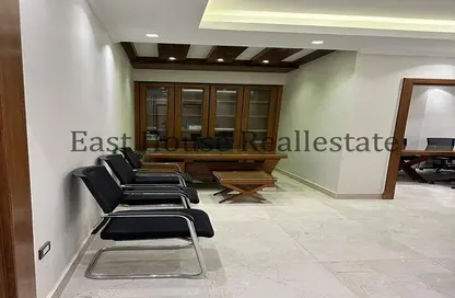 Apartment - 4 Bedrooms - 2 Bathrooms for rent in Central New Cairo - North Teseen St. - The 5th Settlement - New Cairo City - Cairo