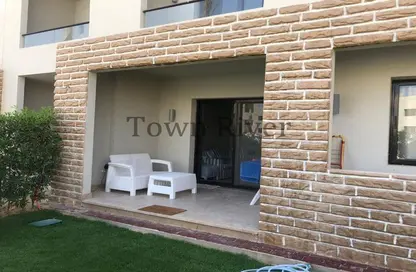 Chalet - 2 Bedrooms - 2 Bathrooms for sale in Azha - Al Ain Al Sokhna - Suez