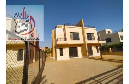 Twin House - 4 Bedrooms - 4 Bathrooms for sale in Alma - 2nd District - Sheikh Zayed City - Giza