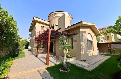 Villa - 4 Bedrooms - 3 Bathrooms for sale in American University Housing District - 5th Settlement Compounds - The 5th Settlement - New Cairo City - Cairo