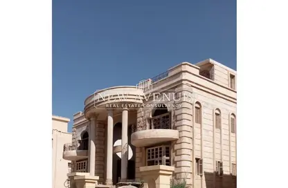 Villa - 6 Bedrooms - 6 Bathrooms for sale in Beverly Hills - El Shorouk Compounds - Shorouk City - Cairo