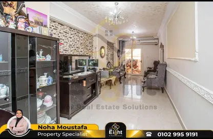 Apartment - 2 Bedrooms - 1 Bathroom for sale in Azarita - Hay Wasat - Alexandria