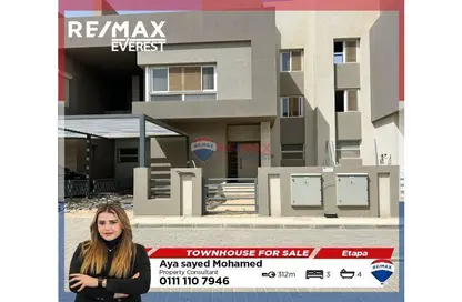 Townhouse - 3 Bedrooms - 4 Bathrooms for sale in Etapa - Sheikh Zayed Compounds - Sheikh Zayed City - Giza