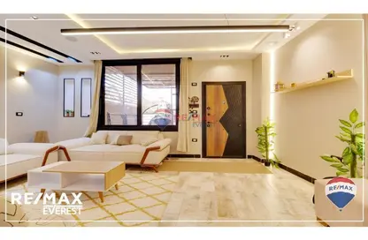 Apartment - 4 Bedrooms - 4 Bathrooms for sale in 16th District - Sheikh Zayed City - Giza