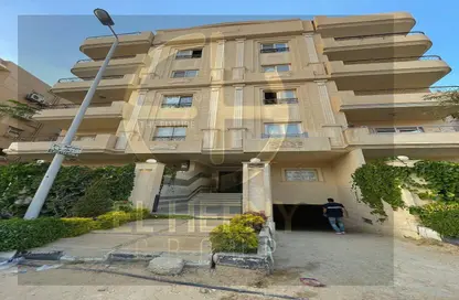 Apartment - 3 Bedrooms - 2 Bathrooms for sale in North Lotus - El Lotus - New Cairo City - Cairo