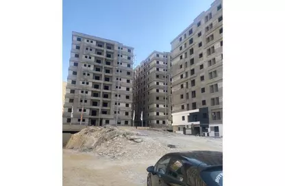 Compound - 2 Bedrooms - 1 Bathroom for sale in Zahraa El Maadi - Hay El Maadi - Cairo