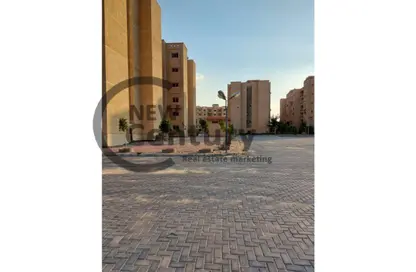 Apartment - 2 Bedrooms - 1 Bathroom for sale in Italian Neighborhood Road - Hadayek October - 6 October City - Giza