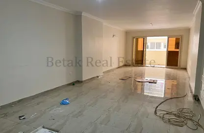 Apartment - 3 Bedrooms - 2 Bathrooms for rent in New Smouha - Smouha - Hay Sharq - Alexandria