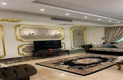 Apartment - 5 Bedrooms - 4 Bathrooms for sale in Al Narges 2 - Al Narges - New Cairo City - Cairo