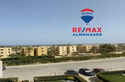 Chalet - 2 Bedrooms - 2 Bathrooms for sale in Blumar - Al Ain Al Sokhna - Suez