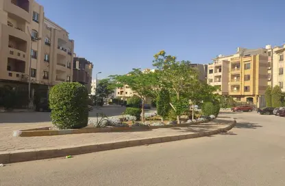 شقة - 3 غرف نوم - 2 حمامات للايجار في المستثمرين الجنوبية - مدينة القاهرة الجديدة - القاهرة