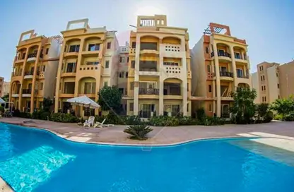 Chalet - 2 Bedrooms - 2 Bathrooms for sale in Emirates Heights - Qesm Ad Dabaah - North Coast