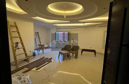 Apartment - 3 Bedrooms - 2 Bathrooms for sale in Al Safa St. - Sheikh Zayed City - Giza