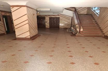 Apartment - 3 Bedrooms - 1 Bathroom for sale in Cornish El Nile St. - Maadi - Hay El Maadi - Cairo