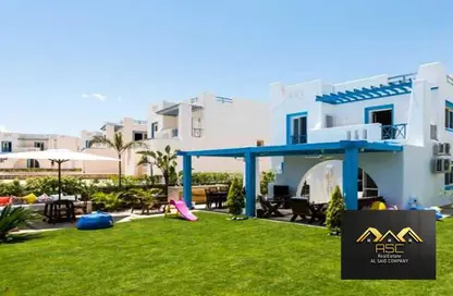 Chalet - 2 Bedrooms - 2 Bathrooms for sale in Mountain View - Ras Al Hekma - North Coast