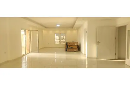 Apartment - 3 Bedrooms - 3 Bathrooms for rent in Al Narges 3 - Al Narges - New Cairo City - Cairo