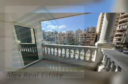 Apartment - 3 Bedrooms - 1 Bathroom for rent in Omar Lotfy St. - Ibrahimia - Hay Wasat - Alexandria