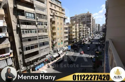 Apartment - 3 Bedrooms - 1 Bathroom for sale in Al Galaa St. - Victoria - Hay Awal El Montazah - Alexandria