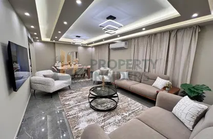 Apartment - 2 Bedrooms - 2 Bathrooms for rent in Ahmed Orabi St. - Mohandessin - Giza