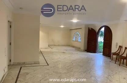 Apartment - 4 Bedrooms - 3 Bathrooms for sale in Sarayat Al Maadi - Hay El Maadi - Cairo