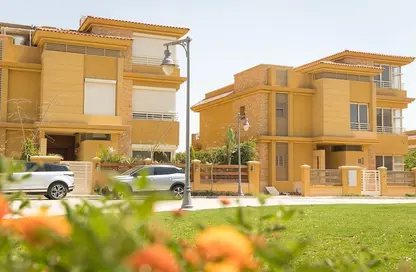 Twin House - 4 Bedrooms - 4 Bathrooms for sale in Alma - 2nd District - Sheikh Zayed City - Giza