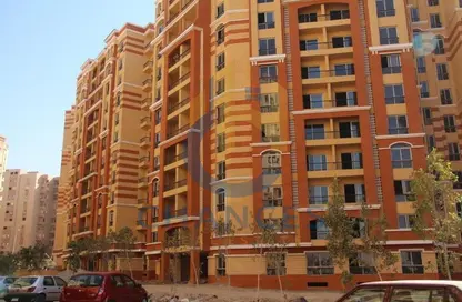 Apartment - 4 Bedrooms - 3 Bathrooms for sale in Maadi Gardens - Maadi - Hay El Maadi - Cairo