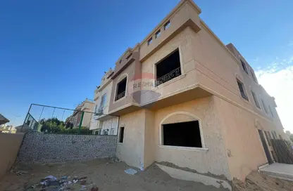 Townhouse - 5 Bedrooms - 4 Bathrooms for sale in Capital Gardens Compound - New Capital Compounds - New Capital City - Cairo