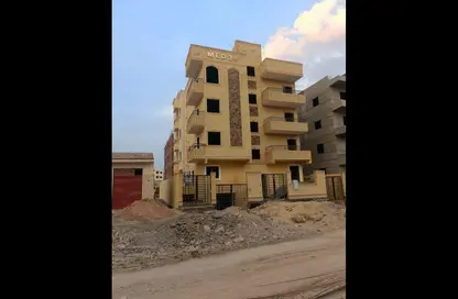 Apartment - 3 Bedrooms - 2 Bathrooms for sale in El Eskan El Momyaz - Hadayek October - 6 October City - Giza