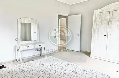 Apartment - 1 Bedroom - 1 Bathroom for sale in Palm Hills Village Gate - South Investors Area - New Cairo City - Cairo