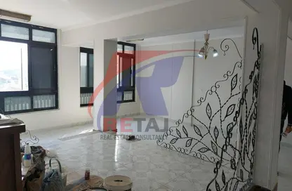 Apartment - 3 Bedrooms - 2 Bathrooms for rent in Al Nasr Road - 1st Zone - Nasr City - Cairo