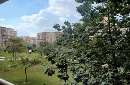 Apartment - 3 Bedrooms - 3 Bathrooms for sale in Madinaty - Cairo