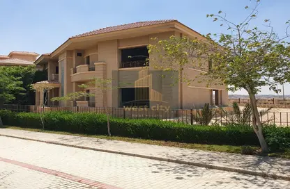 Villa - 4 Bedrooms - 6 Bathrooms for sale in Karma Heights - 26th of July Corridor - 6 October City - Giza