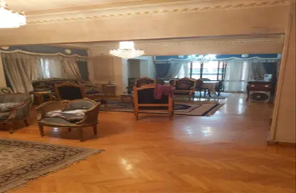 Apartment - 4 Bedrooms - 3 Bathrooms for sale in Mohamed Hassan Al Gamal St. - 6th Zone - Nasr City - Cairo