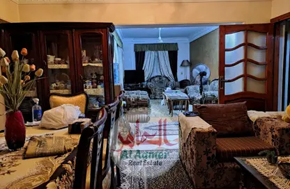 Apartment - 4 Bedrooms - 1 Bathroom for sale in El Laselky - New Maadi - Hay El Maadi - Cairo