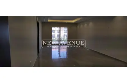 Apartment - 2 Bedrooms - 2 Bathrooms for sale in Regents Park - Al Andalus District - New Cairo City - Cairo