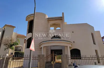 Villa - 3 Bedrooms - 3 Bathrooms for sale in Golden Heights - North Investors Area - New Cairo City - Cairo