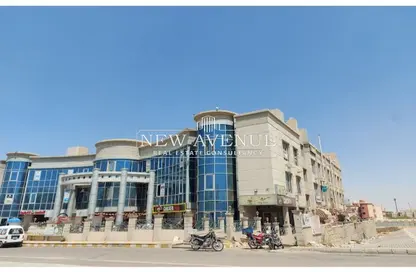 Retail - Studio - 1 Bathroom for sale in Gamal Abdel Nasser Road - Shorouk City - Cairo