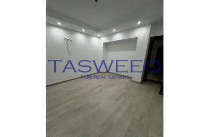 Townhouse - 4 Bedrooms - 4 Bathrooms for rent in The Courtyards - Sheikh Zayed Compounds - Sheikh Zayed City - Giza