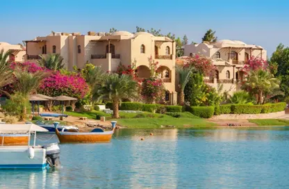 Chalet - 2 Bedrooms - 2 Bathrooms for sale in Swan Lake - Al Gouna - Hurghada - Red Sea