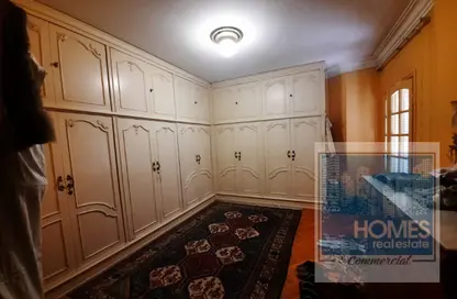 Apartment - 2 Bedrooms - 2 Bathrooms for sale in Mokattam Club St. - Al Abageyah - El Khalifa - Cairo