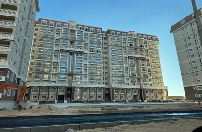 Apartment - 3 Bedrooms - 3 Bathrooms for sale in Sawary - Alexandria Compounds - Alexandria