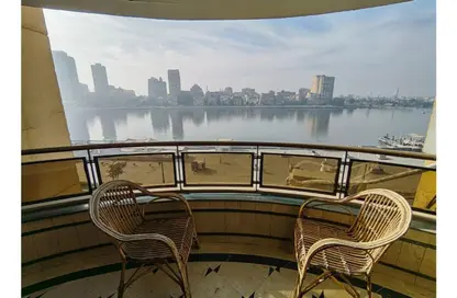 Apartment - 3 Bedrooms - 3 Bathrooms for sale in Cornish El Nile St. - Bulaq Abo El Ela - Cairo